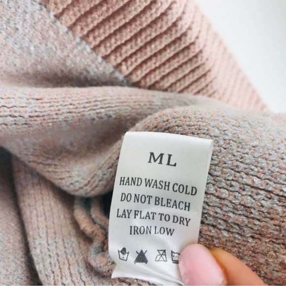 JULIANA’S Comfy Animal Print Knit Open Front Cardigan Sweater Size Medium - Picture 7 of 7